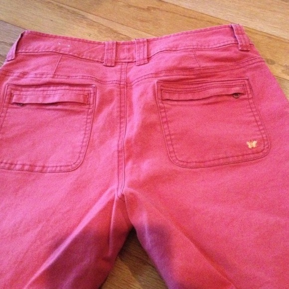 Aero red capris. - Picture 4 of 4